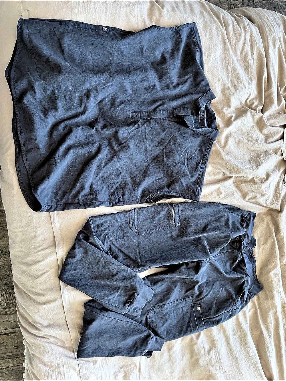 FIGS Technical Collection Scrubs